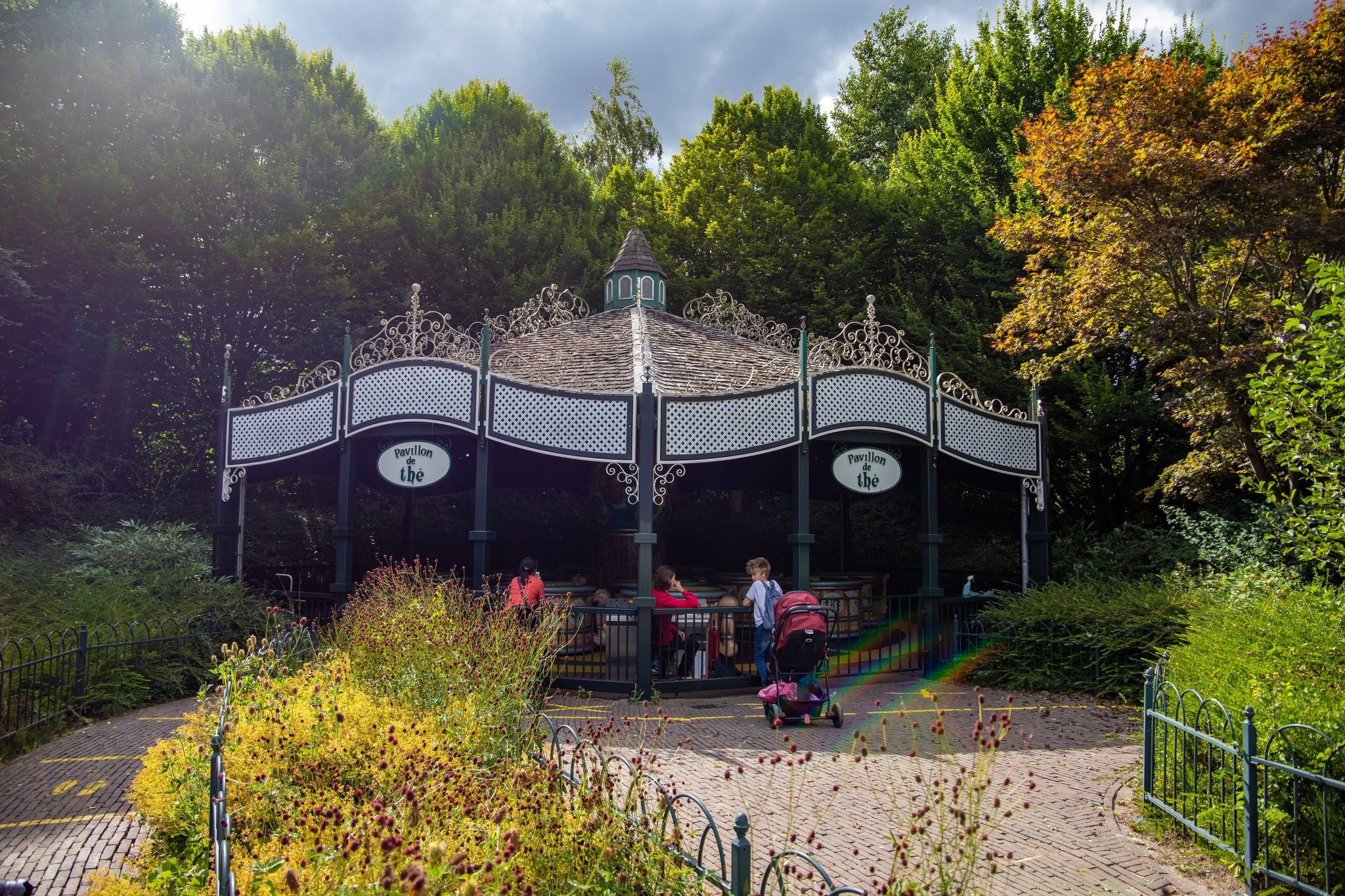 De theekopjes attractie in Walibi Holland. 